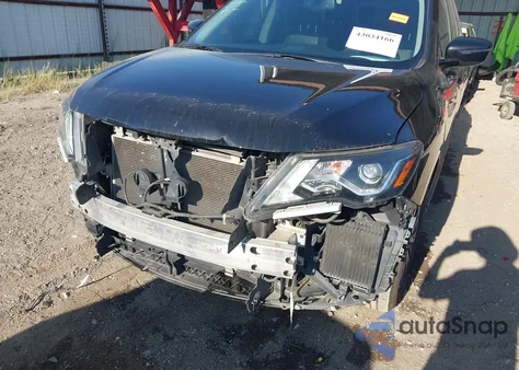 2018 Nissan Pathfinder Sv z USA, uszkodzony, nr VIN 5N1DR2MN5JC625854